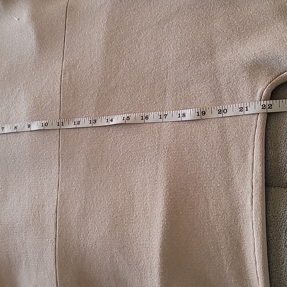 Sweater - Picture 5 of 6